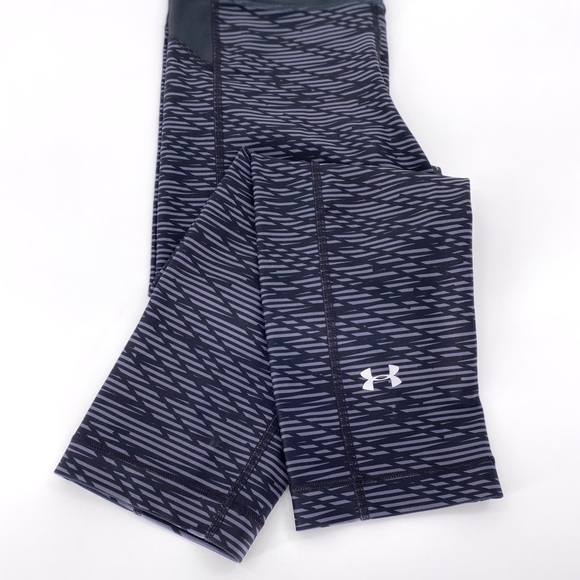 Under Armour Crop Grey Leggings Size XS - Picture 3 of 7